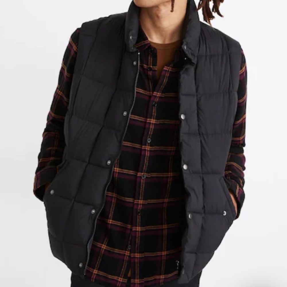 Madewell Quilted Puffer Vest - Picture 2 of 16